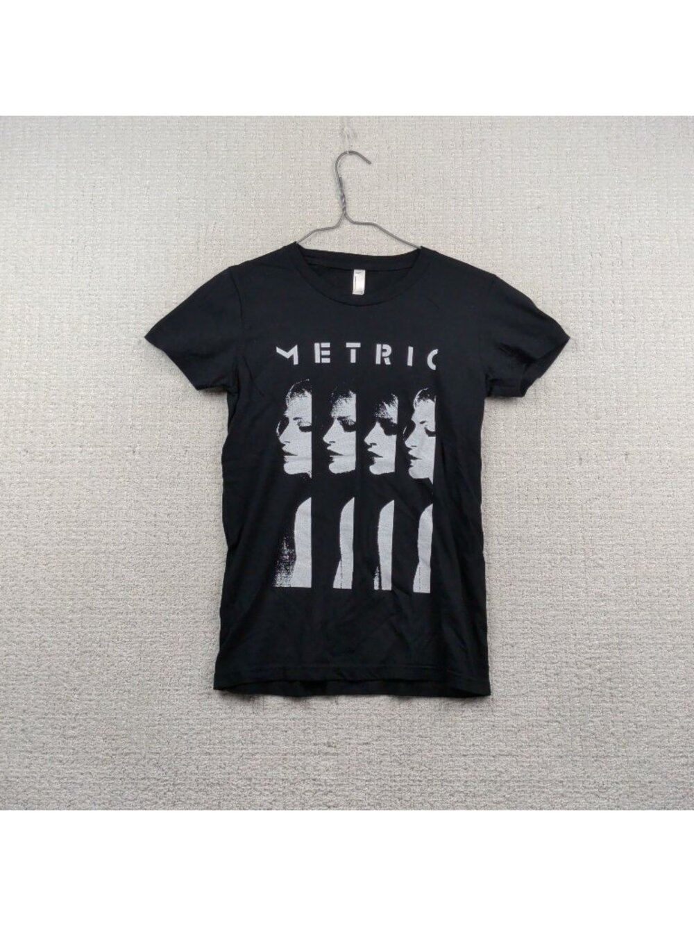 Y2K Metric Emily Haines James Shaw Women's M Retro Graphic Tee USA Made Sz M